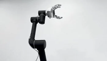 Первый этап Международного чемпионата по битве роботов пройдет в Москве 28 сентября