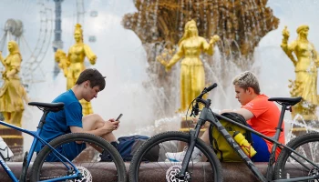 Синоптики спрогнозировали жаркую погоду и грозу в Москве 10 июня