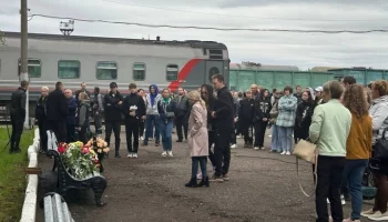Прощание с погибшими при сходе поезда с рельсов в Коми прошло в Инте