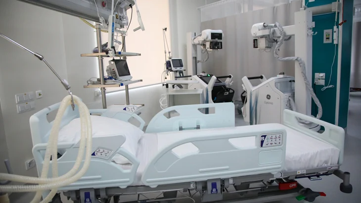 Около 80 человек находятся в критическом состоянии после пожара в Кран-Монтане Около 80 человек находятся в критическом состоянии после пожара в Кран-Монтане