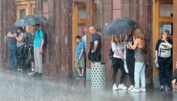 &laquo;Вновь не избежать дождей&raquo;: синоптик Леус рассказал о погоде в Москве 5 августа