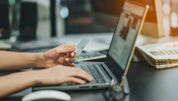 Экономист Лобода: рассрочка на маркетплейсе может испортить кредитную историю