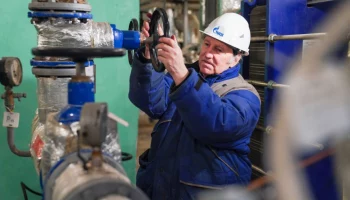 Гидравлические испытания теплосетей без отключения потребителей начали в Москве