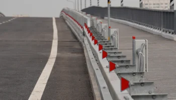 В Москве отремонтируют около 60 километров барьерных ограждений