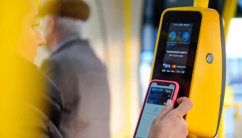 В дептрансе объяснили перебои с оплатой проезда банковской картой