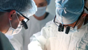 Столичные врачи удалили женщине опухоль яичника размером с баскетбольный мяч