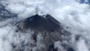 Выпадение пепла от вулкана Безымянный зафиксировали в Усть-Камчатске