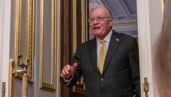 Спецпосланник США по Украине назвал ключевые вопросы для завершения конфликта Спецпосланник США по Украине назвал ключевые вопросы для завершения конфликта