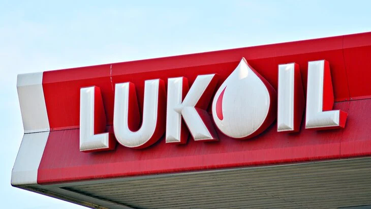 США продлили лицензию на операции с зарубежными АЗС "Лукойла" США продлили лицензию на операции с зарубежными АЗС "Лукойла"