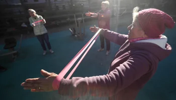 Пенсионерка из Алтая установила мировой рекорд в жиме лежа