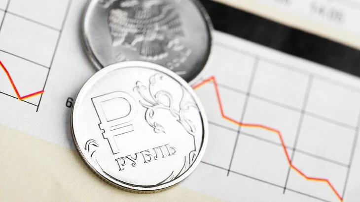 Минфин связал текущее укрепление рубля с переговорами РФ и США