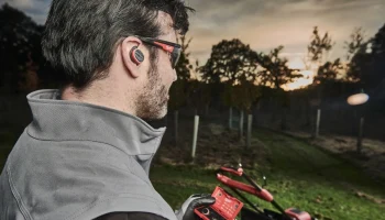 У москвичей растет интерес к электронным берушам: насколько они эффективны У москвичей растет интерес к электронным берушам: насколько они эффективны