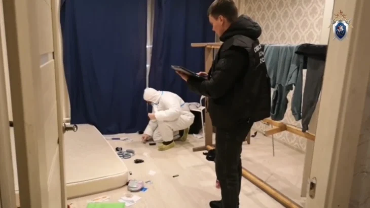 СК показал видео из квартиры в Балашихе, где нашли тело убитого отчимом ребенка СК показал видео из квартиры в Балашихе, где нашли тело убитого отчимом ребенка
