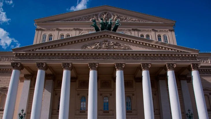 Гендиректор Большого театра Гергиев сравнил перекупщиков билетов с мафией Гендиректор Большого театра Гергиев сравнил перекупщиков билетов с мафией