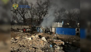 Мужчина погиб при возгорании строительной бытовки в Москве