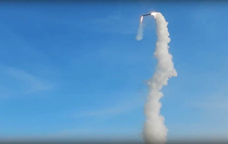 Система ПВО сбила две ракеты Storm Shadow на подлете к Бердянску Система ПВО сбила две ракеты Storm Shadow на подлете к Бердянску