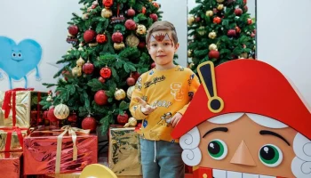 Мэр Москвы рассказал о создании новогодней атмосферы в детских поликлиниках Мэр Москвы рассказал о создании новогодней атмосферы в детских поликлиниках