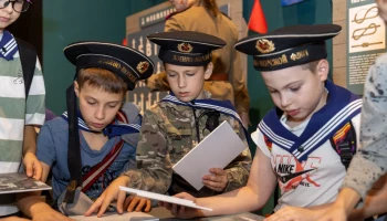 В Музее Победы юные москвичи узнали о соловецких юнгах