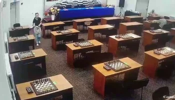 Шахматистка разлила ртуть на доске соперницы на чемпионате Дагестана