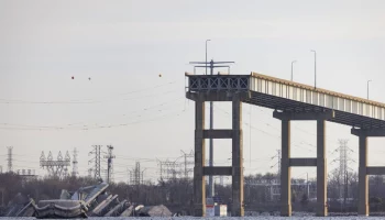 Обрушение моста в Балтиморе приведет к серьезным последствиям для логистики &ndash; Минтранс США