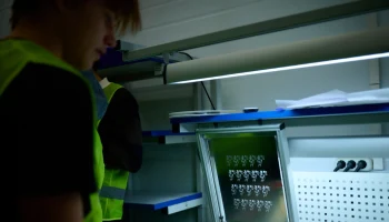 Более 500 экскурсий на заводы города организовали для московских школьников