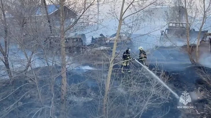 Крупный пожар в Красноярске полностью потушили