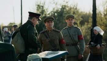 Фильм "Август" признан лучшим игровым фильмом на премии "Золотой орел"