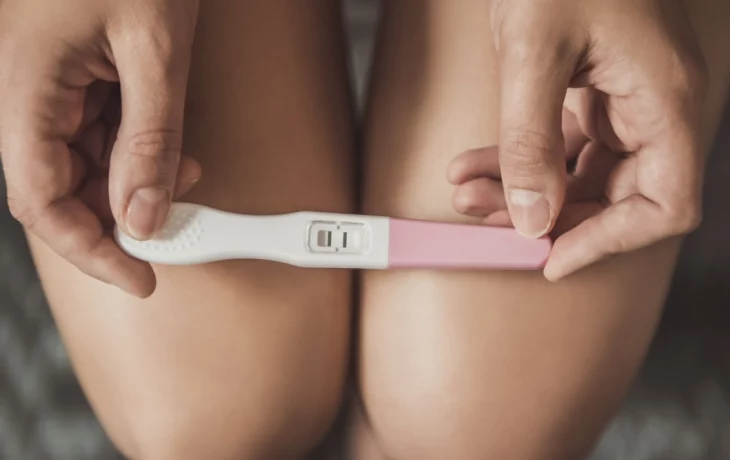 Дорогой или дешевый: гинеколог Дорофеева объяснила, как выбрать тест на беременность