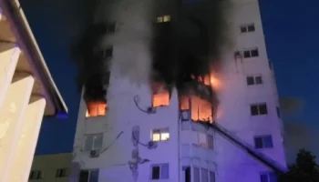 Человек погиб, выпрыгнув из окна ради спасения от пожара в жилом доме в Самаре