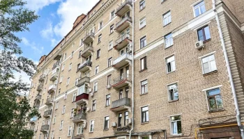 На улице Правды капитально отремонтируют дом, построенный в стиле советской неоклассики