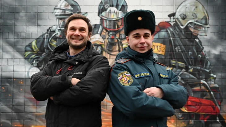 Украсили стену образами настоящих супергероев Украсили стену образами настоящих супергероев