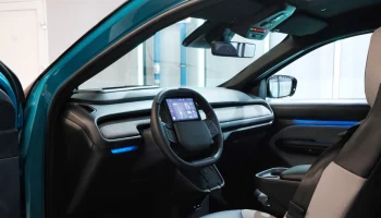 В Москве разработали пластики для первого российского серийного электромобиля