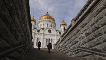 Движение у храма Христа Спасителя будет закрыто из-за рождественских мероприятий