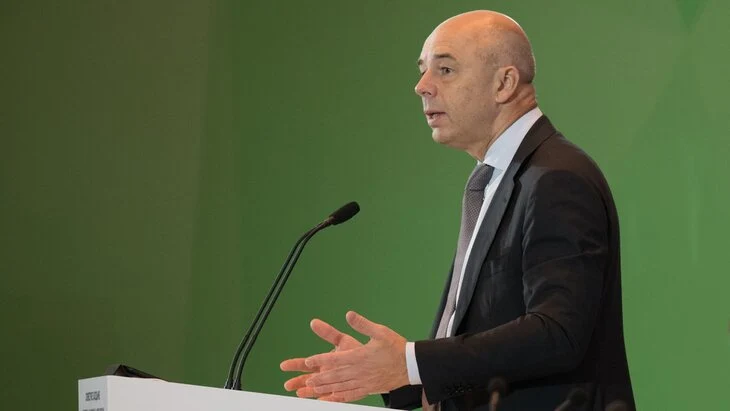 Силуанов призвал хранить часть средств в надежных финансовых активах Силуанов призвал хранить часть средств в надежных финансовых активах