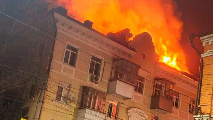 Режим ЧС введен в районе Ростова-на-Дону после атаки БПЛА Режим ЧС введен в районе Ростова-на-Дону после атаки БПЛА