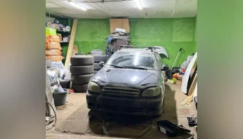 Тела двух школьников нашли в автомобиле в Балашихе