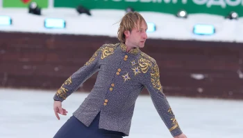 Плющенко попросил Тутберидзе не обещать его фигуристам «места в сборной» Плющенко попросил Тутберидзе не обещать его фигуристам «места в сборной»