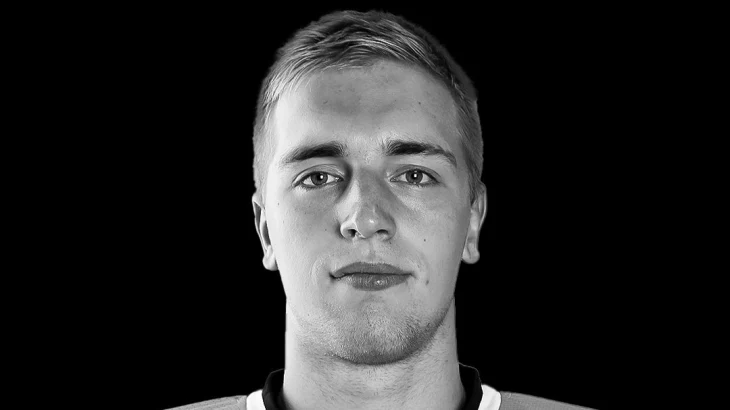 24-летний экс-защитник «Амурских тигров» Даниил Шматков погиб в ДТП 24-летний экс-защитник «Амурских тигров» Даниил Шматков погиб в ДТП