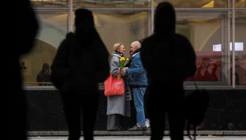 Флорист Старостина рассказала, как изменятся цены на цветы к 14 февраля