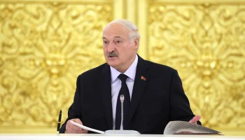 Лукашенко назвал белорусов &laquo;русскими со знаком качества&raquo;