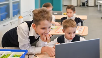 Заммэра Ракова: Московские молодежные экспедиции могут быть расширены на Курильские острова