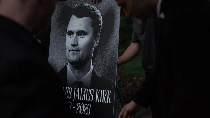 Подозреваемый в убийстве Кирка содержится в одиночной камере Подозреваемый в убийстве Кирка содержится в одиночной камере