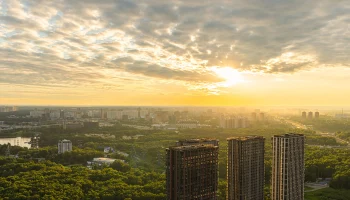 Синоптик Леус: Метеорологическая осень придет в Москву не раньше 2 сентября