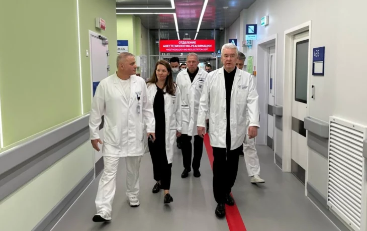 Сергей Собянин приехал в Боткинскую больницу к пострадавшим в «Крокус Сити» Сергей Собянин приехал в Боткинскую больницу к пострадавшим в «Крокус Сити»