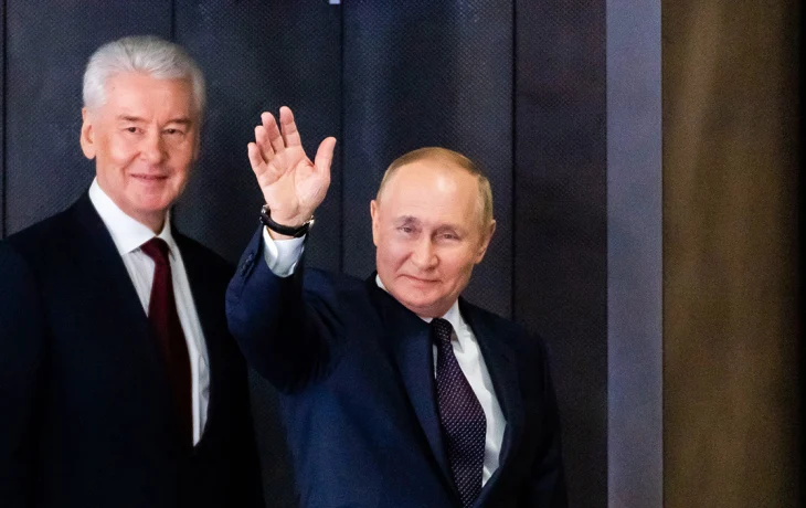 Собянин представил Путину инновационные разработки предприятий Москвы Собянин представил Путину инновационные разработки предприятий Москвы