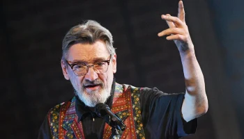 Умер цирковой режиссер и хореограф Валентин Гнеушев