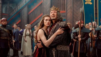 В кинопарке "Москино" создали дворец для фильма по поэме "Руслан и Людмила" В кинопарке "Москино" создали дворец для фильма по поэме "Руслан и Людмила"