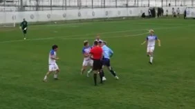 Матч между &laquo;Крыльями Советов&raquo; и &laquo;КАМАЗом&raquo; отменили из-за массовой драки