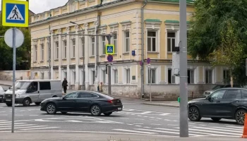 Помещение для бизнеса в историческом здании на Яузской улице выставили на торги
