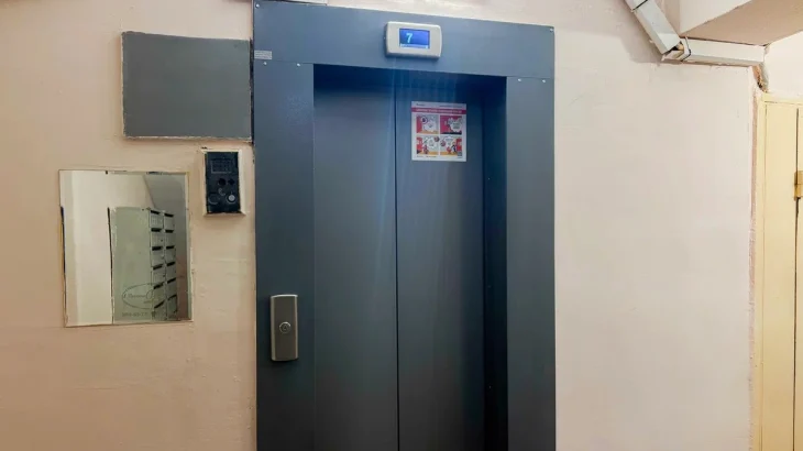 В жилом доме в районе Лианозово в 2025 году завершили замену лифтового оборудования с расширением дв В жилом доме в районе Лианозово в 2025 году завершили замену лифтового оборудования с расширением дв